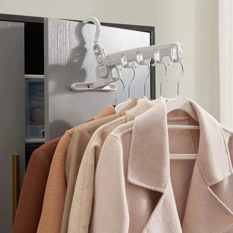 🧥📦 Sammenklappeligt tøjstativ – 5 kroge, pladsbesparende, perfekt til rejser!
