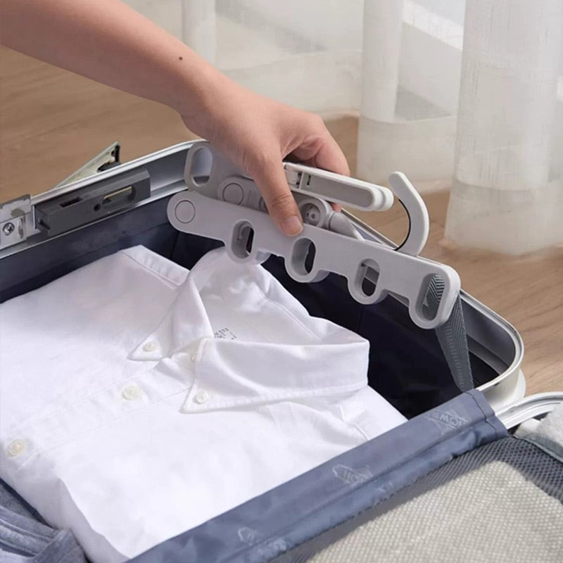 🧥📦 Sammenklappeligt tøjstativ – 5 kroge, pladsbesparende, perfekt til rejser!